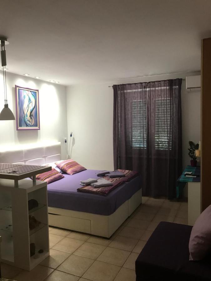 Studio Apartment Yess ,Split Exterior photo