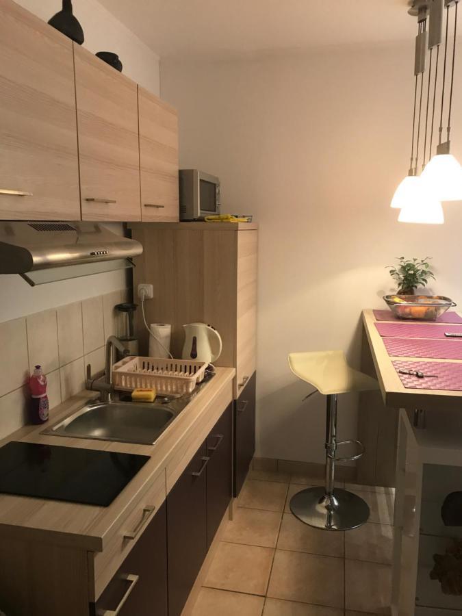 Studio Apartment Yess ,Split Exterior photo