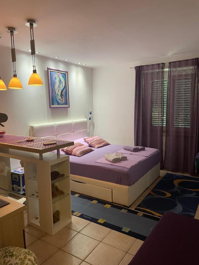 Studio Apartment Yess ,Split Exterior photo