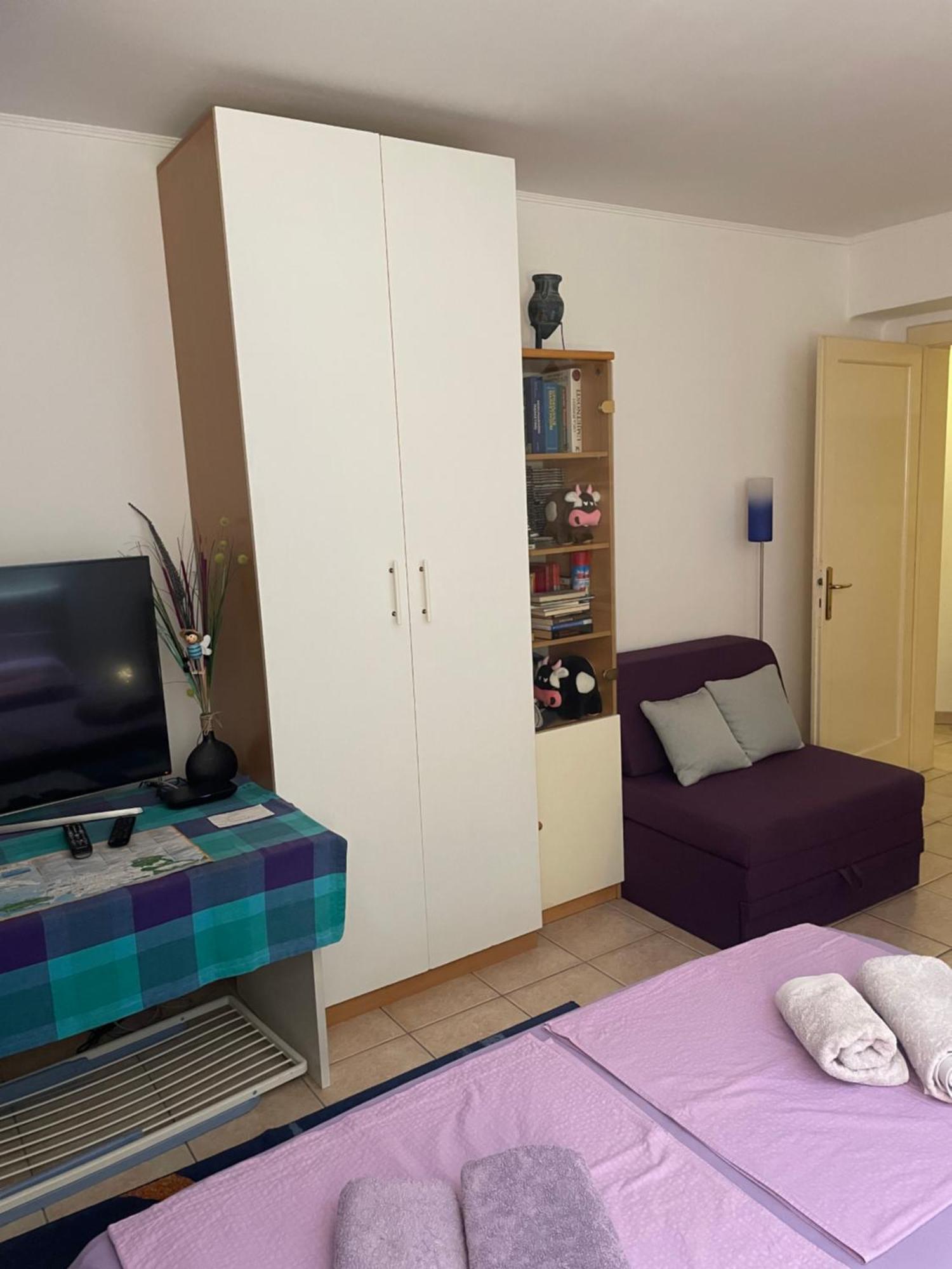 Studio Apartment Yess ,Split Exterior photo
